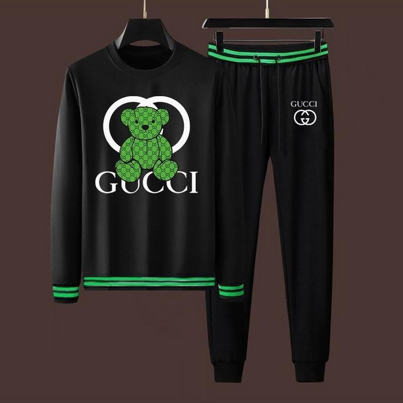 Gucci Men's Suits 386